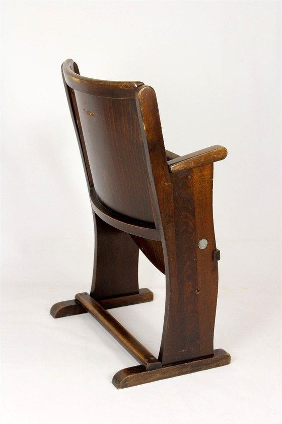 Image 1 of Fauteuil de cinéma vintage TON (Thonet), tchèque des années 1940, siège de théâtre en bois