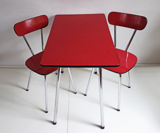 Image 1 of Mesa y 2 sillas de Formica, década de 1960.