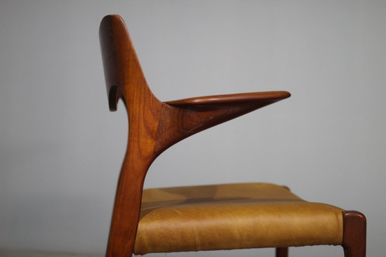 Image 1 of Fauteuil model 55 van Niels Otto Moller voor J. L. Mollers