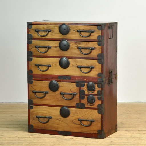 Commodes Tansu japonaises, circa 1870