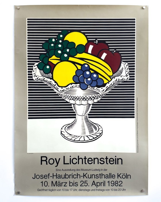 Image 1 of 🍇 Roy Lichtenstein: Stilleven met kristallen schaal – 1982 – Originele A1 tentoonstellingsposter | 84,1 × 59,4 cm | Duitsland