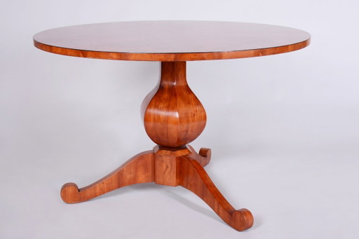 Table de salle à manger Biedermeier restaurée, en bois de cerisier, d'origine polonaise et autrichienne, datant des années