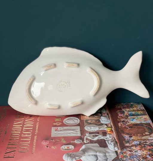 Bordallo Pinheiro serving dish in the shape of a fish