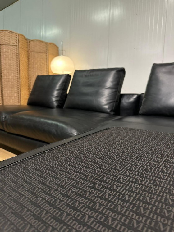 Image 1 of Divano angolare Minotti Andersen in pelle nera, come nuovo.