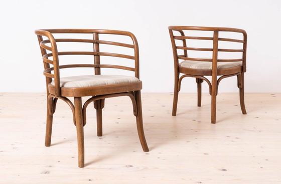 Image 1 of Set van 2 Thonet fauteuils, model B246, jaren 30, gerestaureerd en opnieuw gestoffeerd