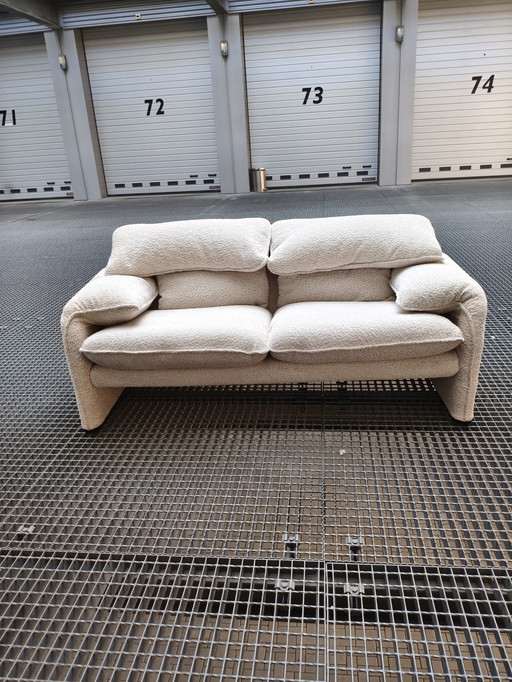 Cassina Maralunga 40 2-Sitzer neu gepolstert Boucle-Stoff