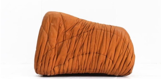 Image 1 of Divano Piumino in pelle cognac di Jonathan De Pas, anni '70