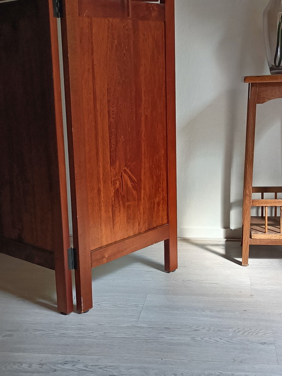 Image 1 of Séparateur d'écran à lames en bois d'acajou