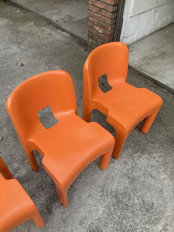4x Joe Colombo Universale chairs, Kartell, Dining chairs, Plastic, Orange (photo 4 of 6)