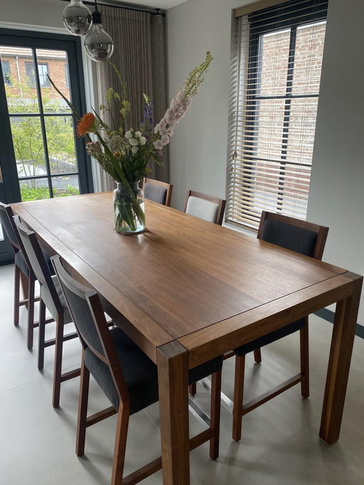 Dining room table and 6 chairs Jan des Bouvrie by Gaasbeek and van Tiel