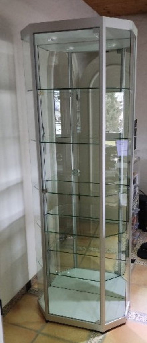 Esclusiva vetrina in vetro