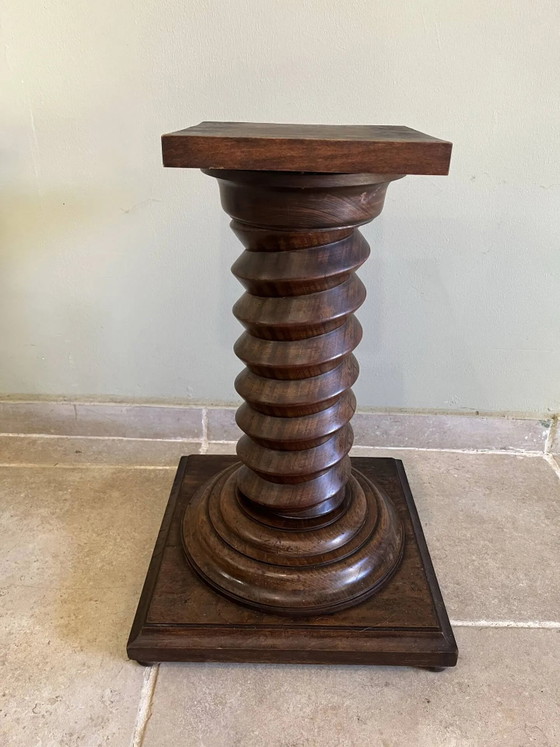 Piédestal colonne torsadée dans le style d'une vis de pressoir à vin. – Selettes, Wood, Rustic (photo 2 of 11)