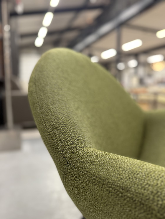 Image 1 of Leolux Papageno Fauteuil Groen stof 