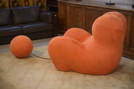 "Mamma" poltrona con poggiapiedi di Gaetano Pesce – Poltrone (photo 7 of 10)