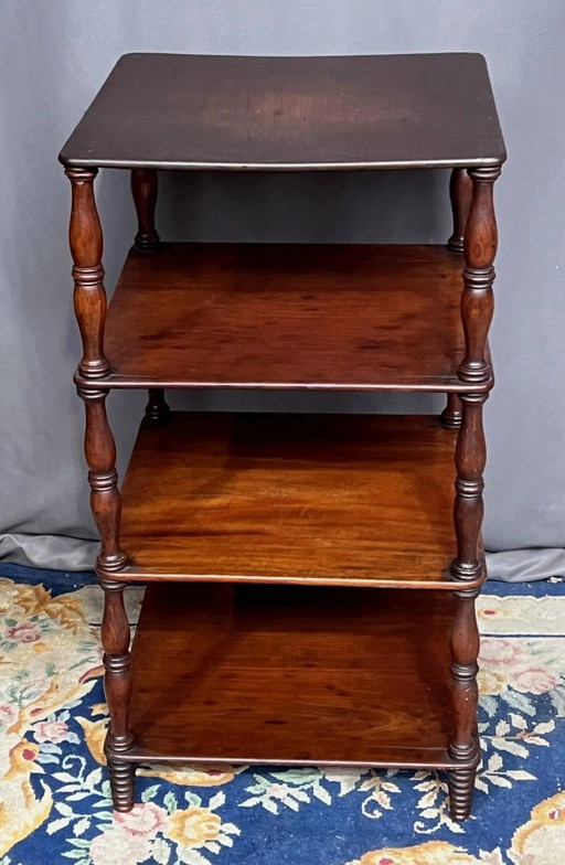 Mahoniehouten plank. – wandrek (photo 2 of 5)
