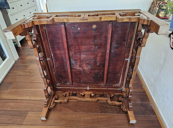 Image 1 of Antiker chinesischer Weichholztisch aus der Zeit um 1910