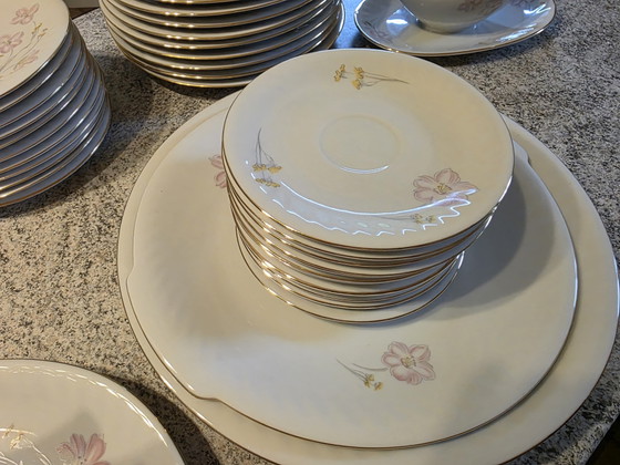 Image 1 of Beautiful pre-war 1918-1945 Arzberg 12-person coffee/dinner service