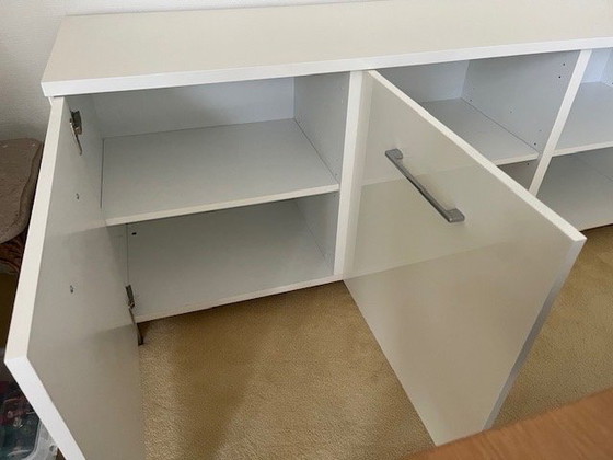 Image 1 of Dressoir hoogglans avec esprit