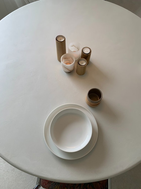 Image 1 of Table Mortex - ronde dia 120cm