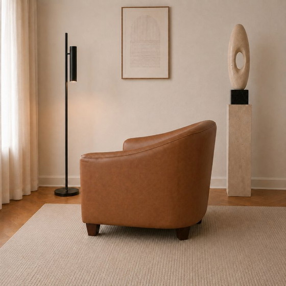 Vintage Cognac Leather Lounge Chair & Ottoman | Timeless 1990s Design – Armchairs, Wood (photo 5 of 7)