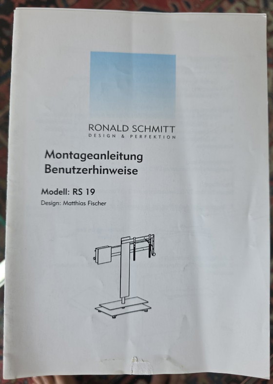 Ronald Schmitt TV Ständer – TV-Möbel, Glas, Metall (photo 4 of 5)