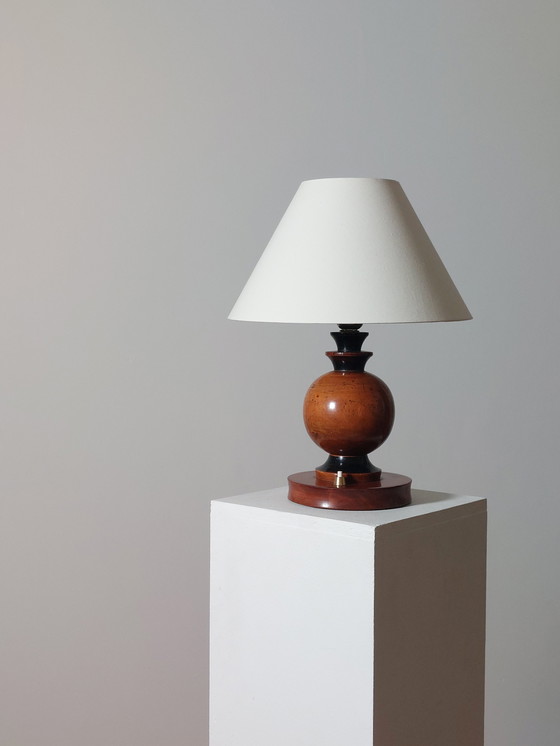 Image 1 of Lámpara de mesa Art Déco de madera torneada, lámpara de mesa, decoración esférica.