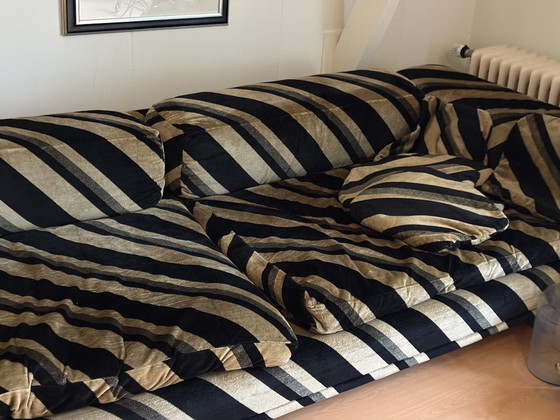 Image 1 of Howard Keith Diplomat 4-Sitzer-Sofa, entworfen von John Home, 1970