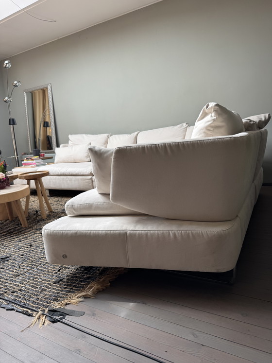 Image 1 of Natuzzi design lounge corner sofa cream