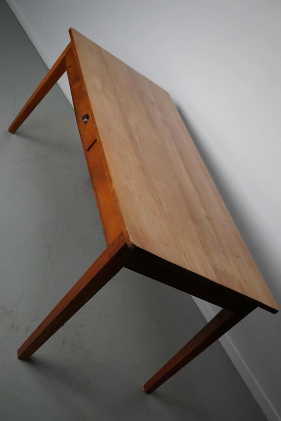 Image 1 of Vintage Franse rustieke boerderij-eettafel van kersenhout, 20e eeuw