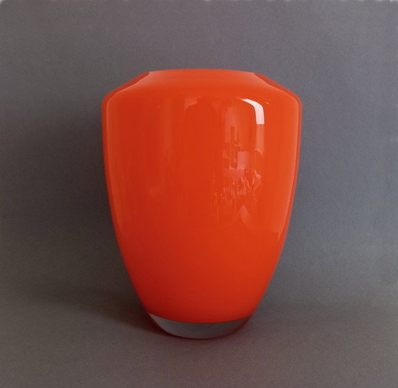 Image 1 of Énorme vase en verre orange/blanc Walther Gropius Bauhaus 'TAC02' Rosenthal 1969