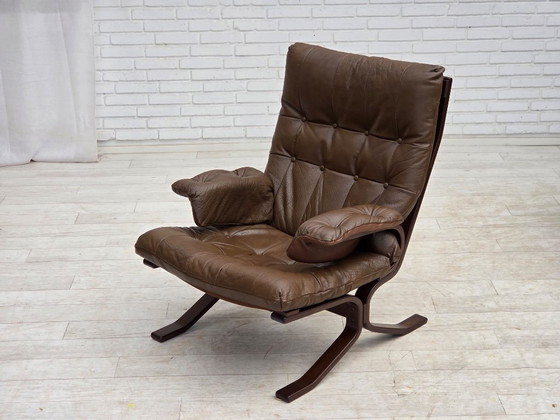 Image 1 of Anni '70, design scandinavo, poltrona in pelle marrone per arredamento.