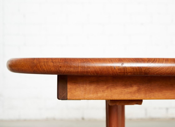 Juul Kristensen Superelliptical Mid-Century Dining Table for Glostrup – Wood (photo 6 of 17)