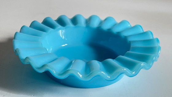 Image 1 of CENDRIER Vide-Poche Verre OPALIN Bleu VINTAGE