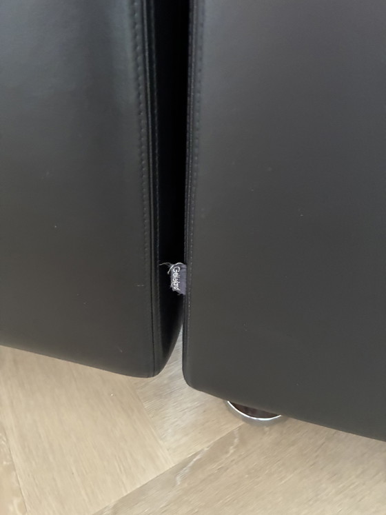 Image 1 of Cuir noir Gelderland 4800