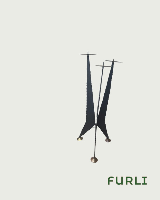 Image 1 of Skulpturaler Bodenleuchter aus den 60er Jahren / Brutalismus