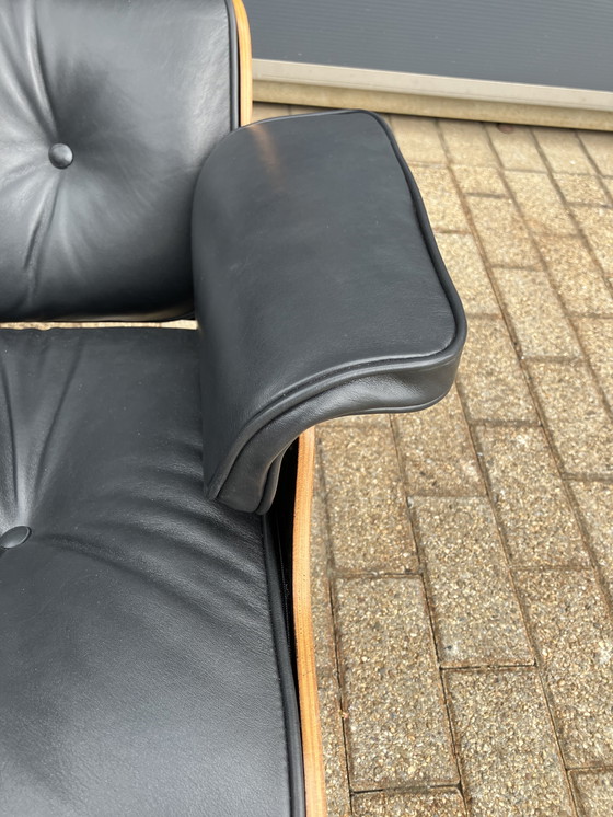 Image 1 of Herman Miller USA Eames Lounge chair 70's edición limitada