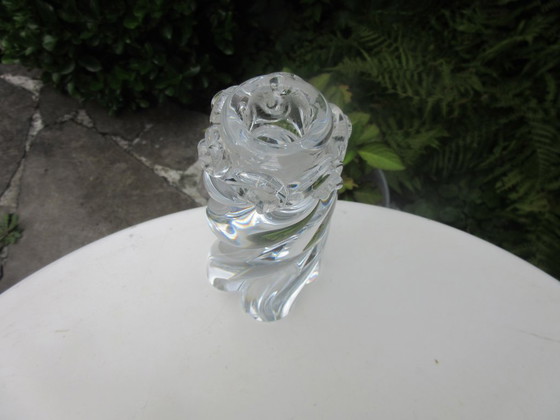 Schwerer Baccarat-Kerzenständer aus Kristall, gedrehte Aladdin-Silhouette, 16 cm hoch, Mid-Century Modern (photo 4 of 12)