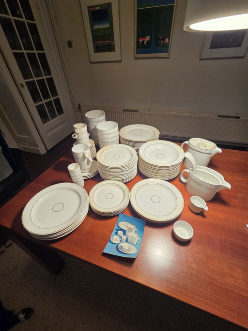 Vaisselle en porcelaine Gustavsberg 101 pièces vintage