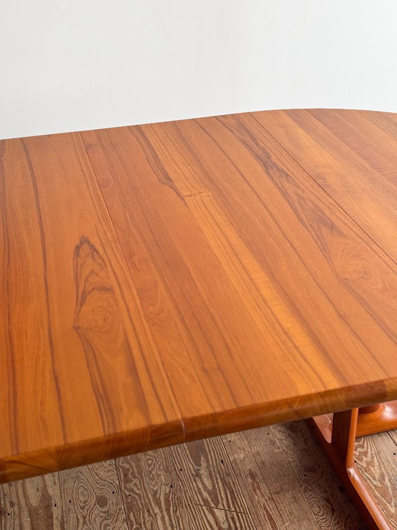 Image 1 of Deense uitschuifbare eettafel van teakhout van Dyrlund