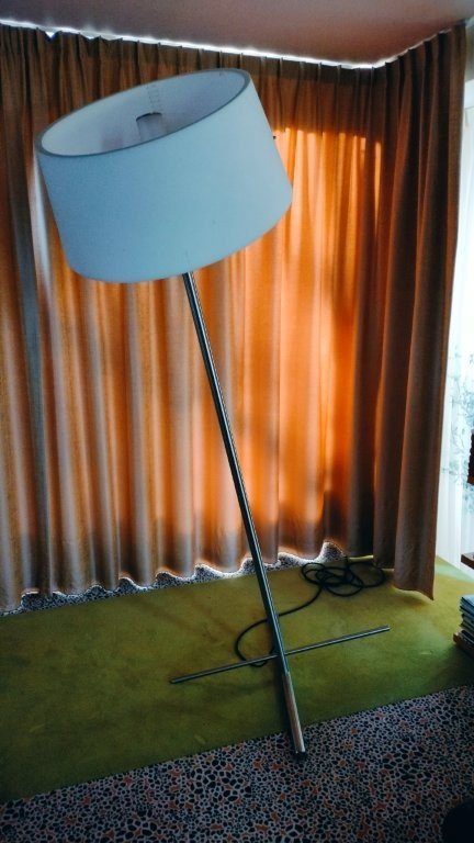 Serien Lighting Staande Lamp