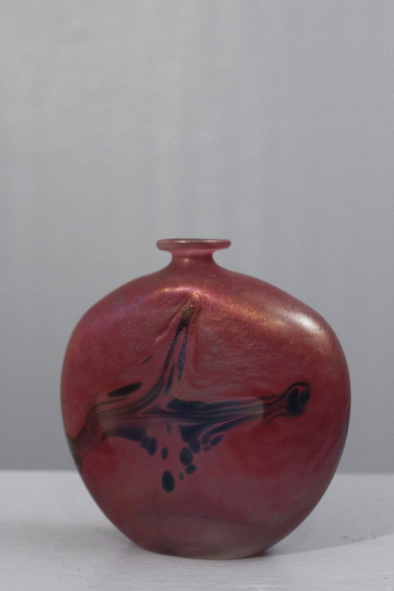 Image 1 of Michèle Luzoro in Biot, iridescent glass lentil vase, 1984