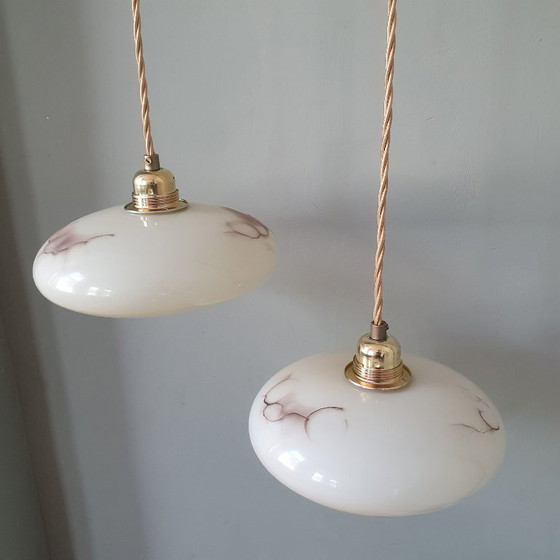 Set di 2 Lampade a Sospensione Vintage in Opalina Marmorizzata – Metal (photo 12 of 22)