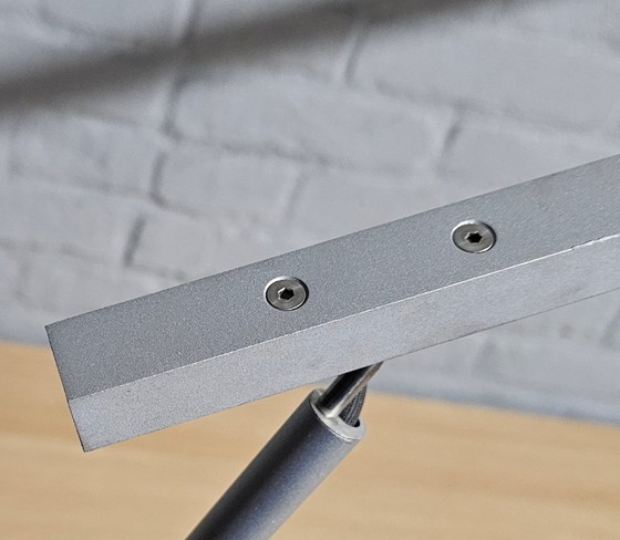 Image 1 of Maarten Van Severen, lampada da tavolo U-Line BA11 (1997) - Design minimalista belga.