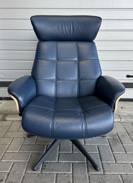 Flexlux Sense con otomana – Sillones, Wood, Leather (photo 4 of 11)