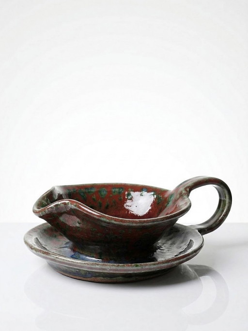 Saucière en grès émaillé Fontgombault, rouge et vert, vintage 1960-1970