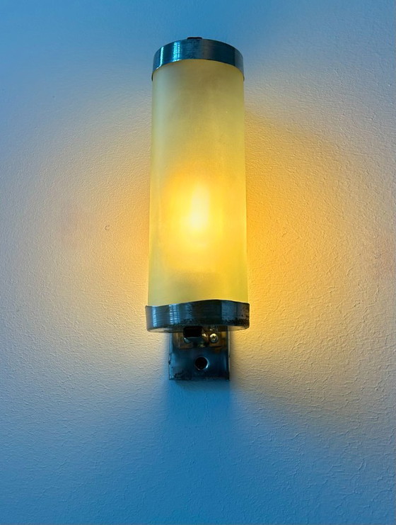Image 1 of Lampada da parete tubolare vintage, cromo e vetro sabbiato, Francia 1940