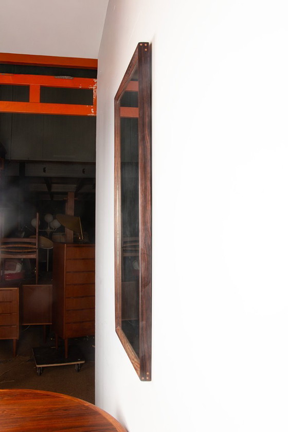 Image 1 of Grande specchio danese in palissandro di Aksel Kjesgaard per Odder 1960.