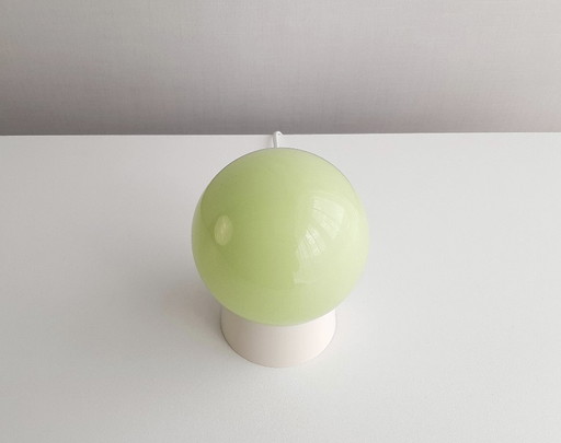 Zacht groen glazen art deco plafondlampje, pastelkleurige glazen bol lamp, small variant