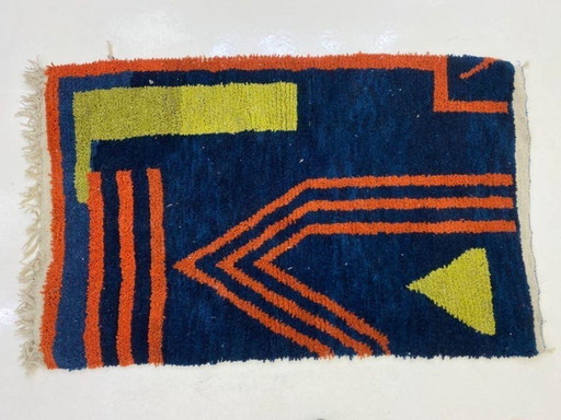 Gran alfombra marroquí hecha a mano de 300 x 200 cm.