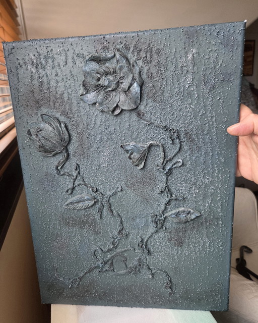 Fleurs vertes en techniques mixtes